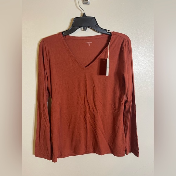 Garnet Hill Women's Rust V-Neck Essential Long-Sleeve Tee Medium - Picture 1 of 5